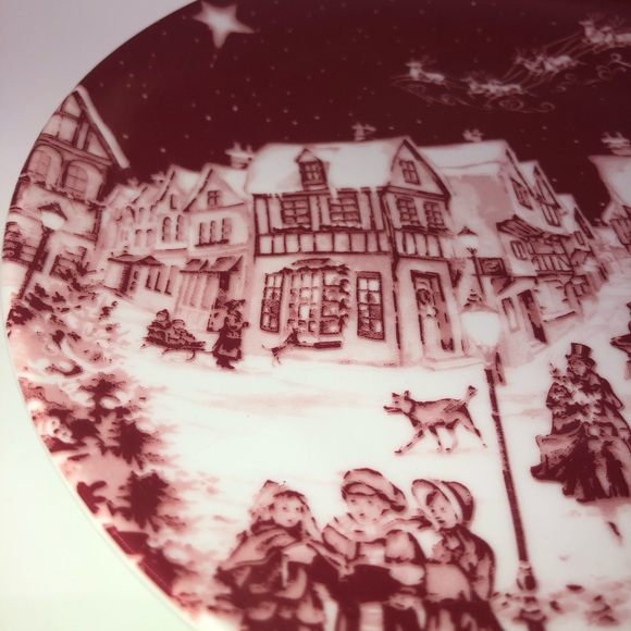 WILLIAMS-SONOMA 2022 France Porcelain 8” Plate Depuis 1818 Christmas Plate - Picture 3 of 5